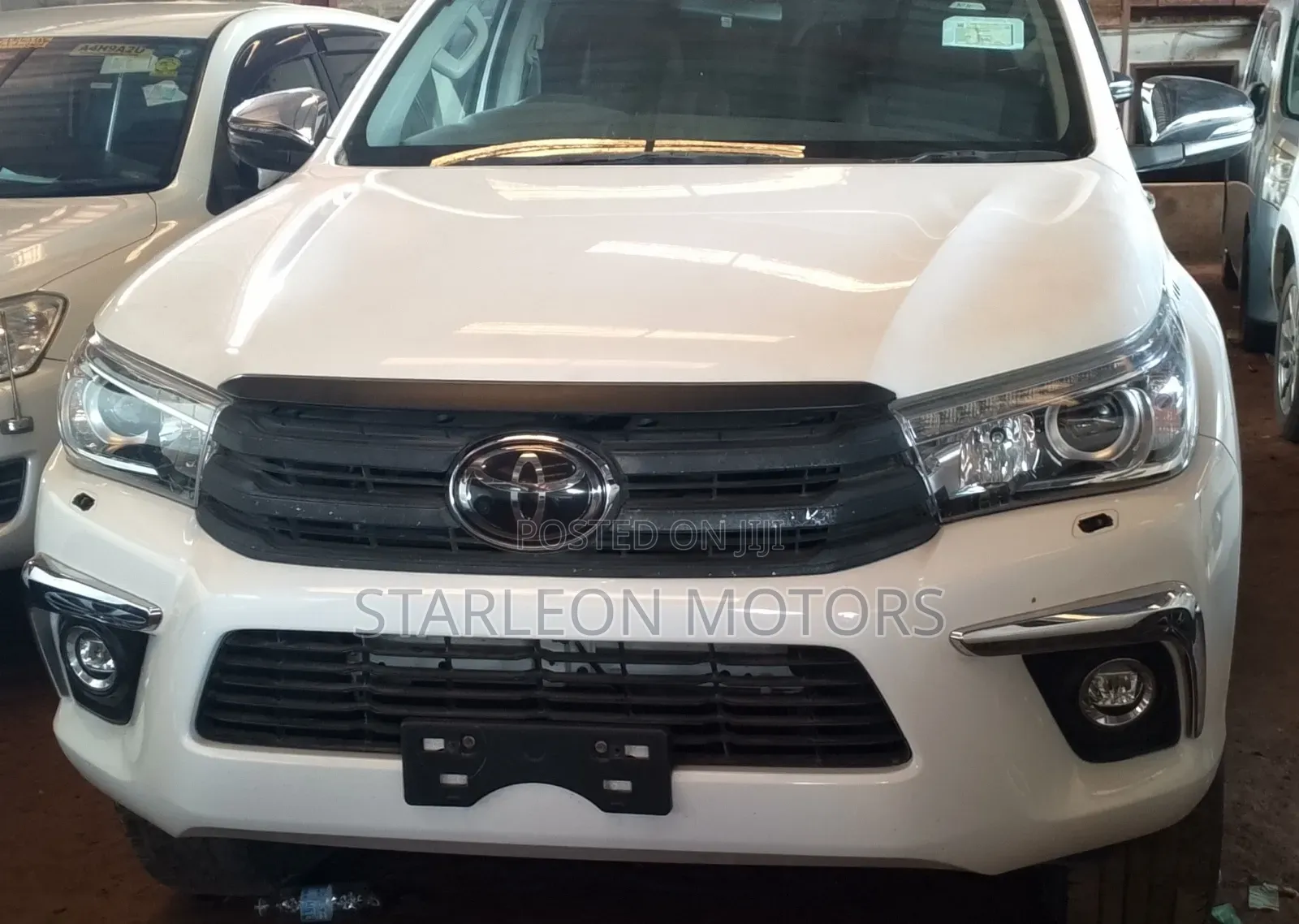 Toyota Hilux Revo Smart Cab Deisel 2.8 AWD 2018 White