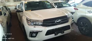 Toyota Hilux Revo Smart Cab Deisel 2.8 AWD 2018 White