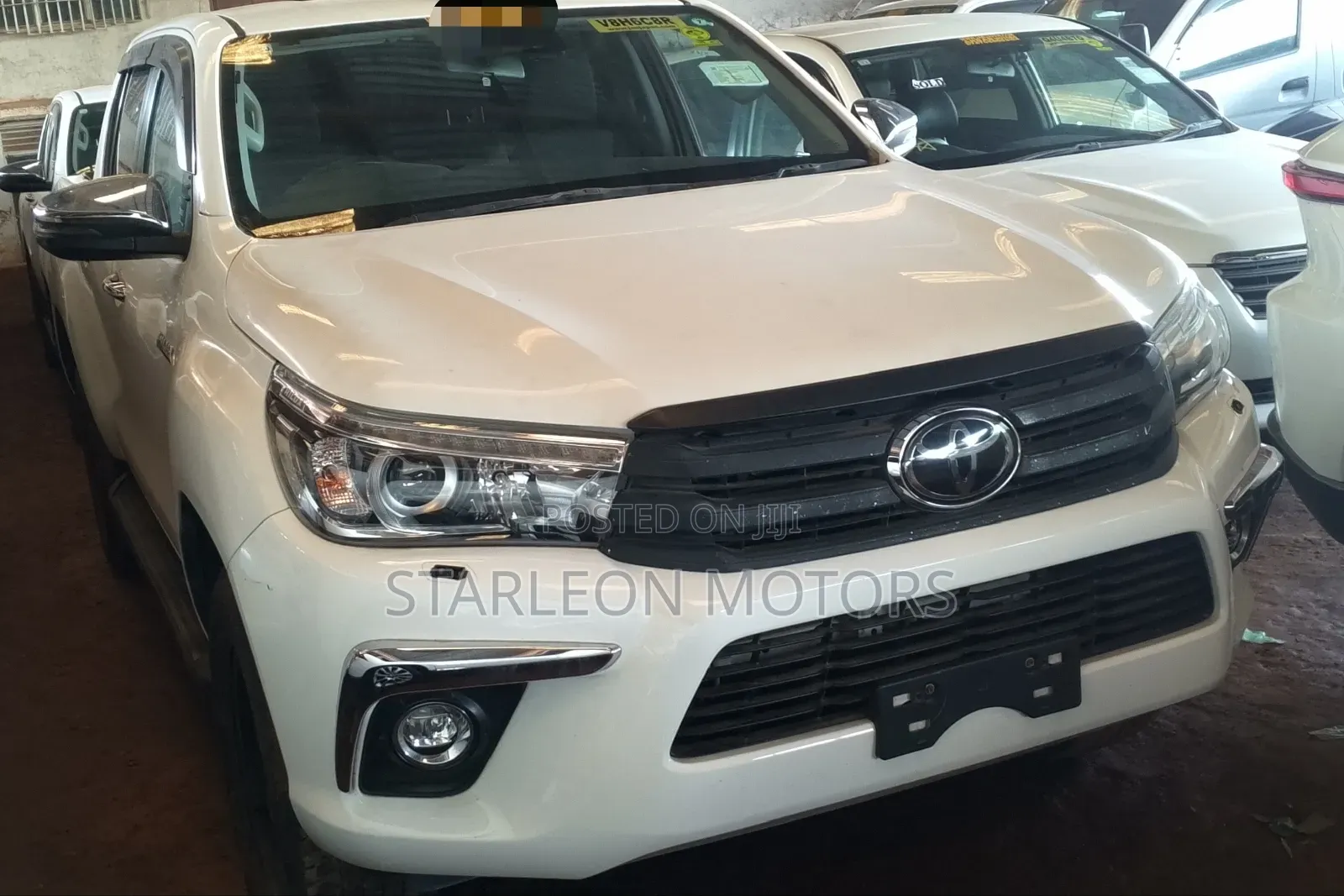 Toyota Hilux Revo Smart Cab Deisel 2.8 AWD 2018 White