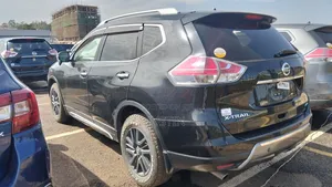 Nissan X-Trail 2.0 Petrol AWD 2015 Black