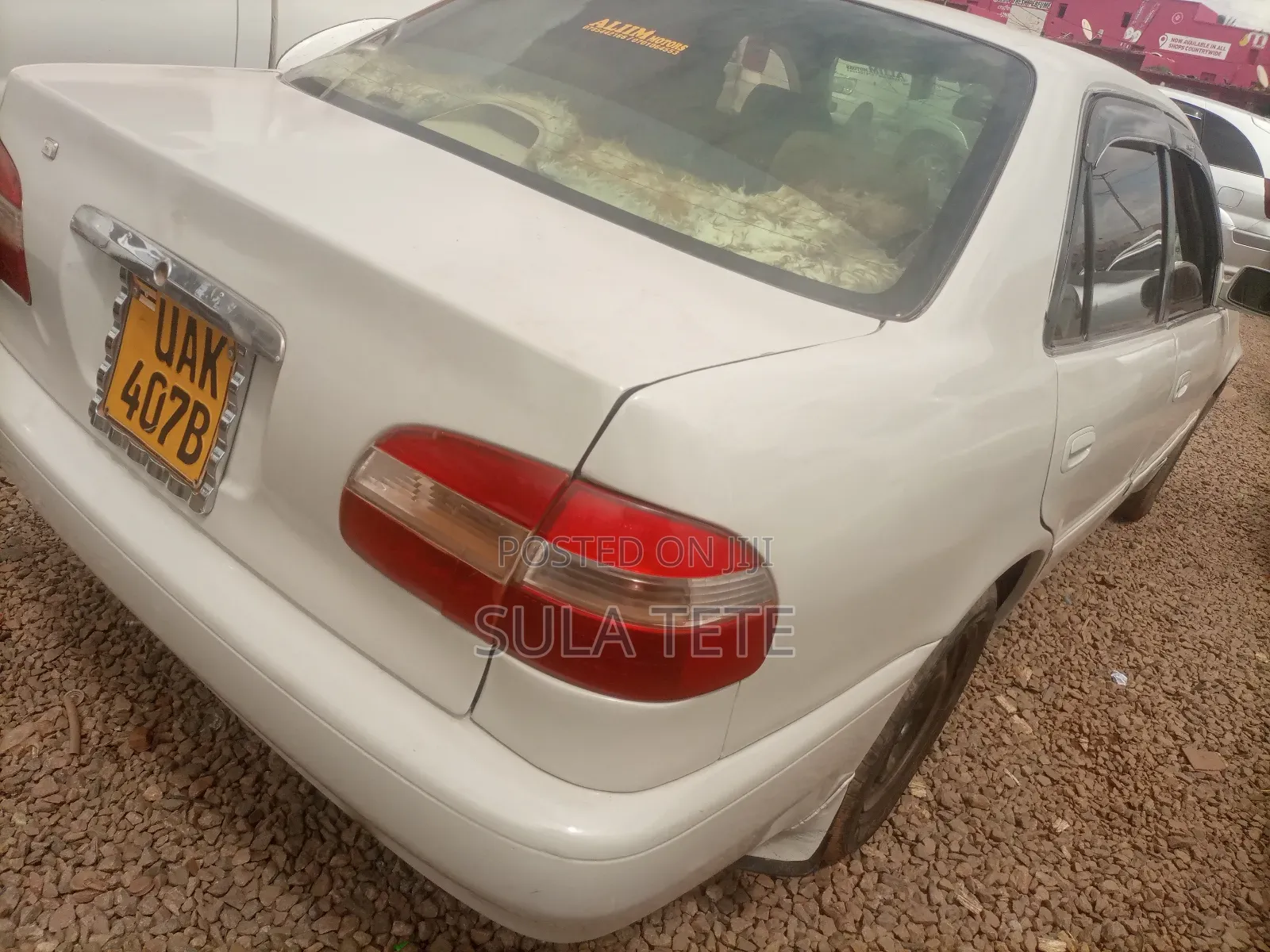 Toyota Corolla 1998 White