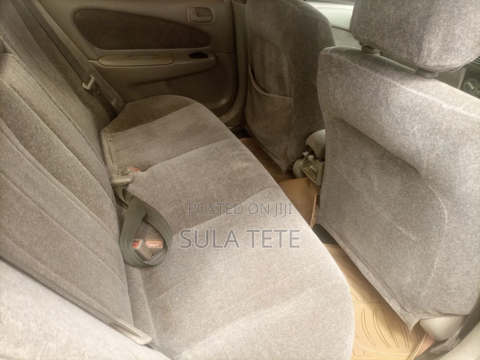 Toyota Corolla 1998 White