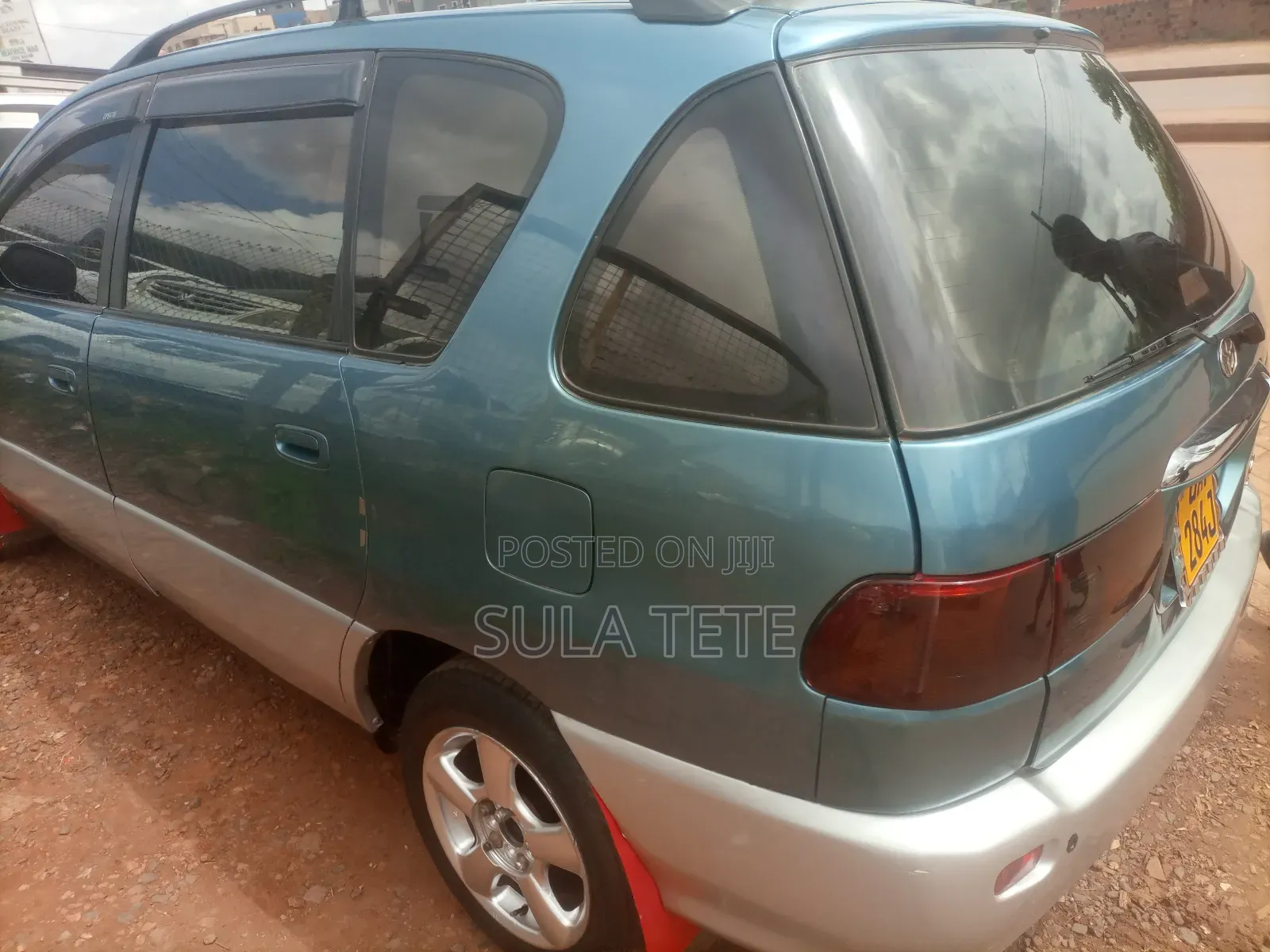 Toyota Ipsum 2000 Green