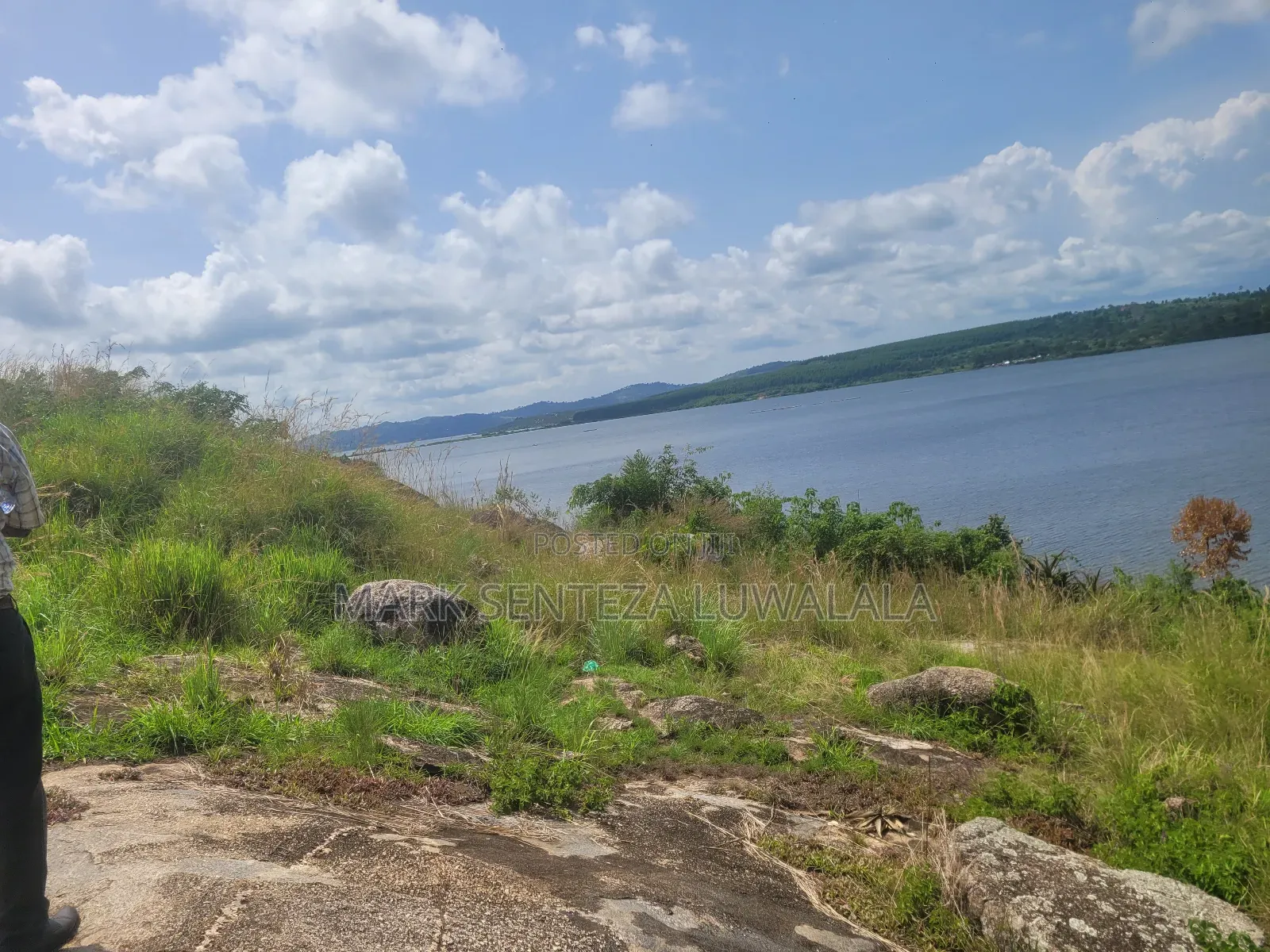 Prime Lakefront Land for Sale – Bufumbe, Mukono