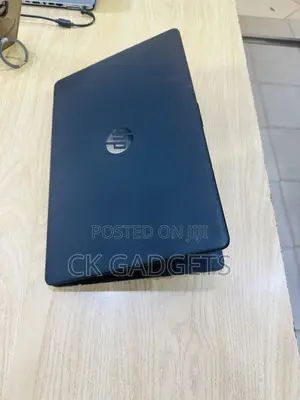 Laptop HP 15-da3007nia 8GB Intel Core i5 SSD 256GB