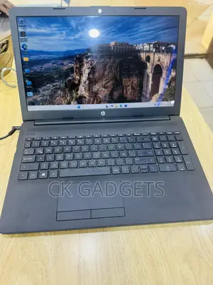 Laptop HP 15-da3007nia 8GB Intel Core i5 SSD 256GB