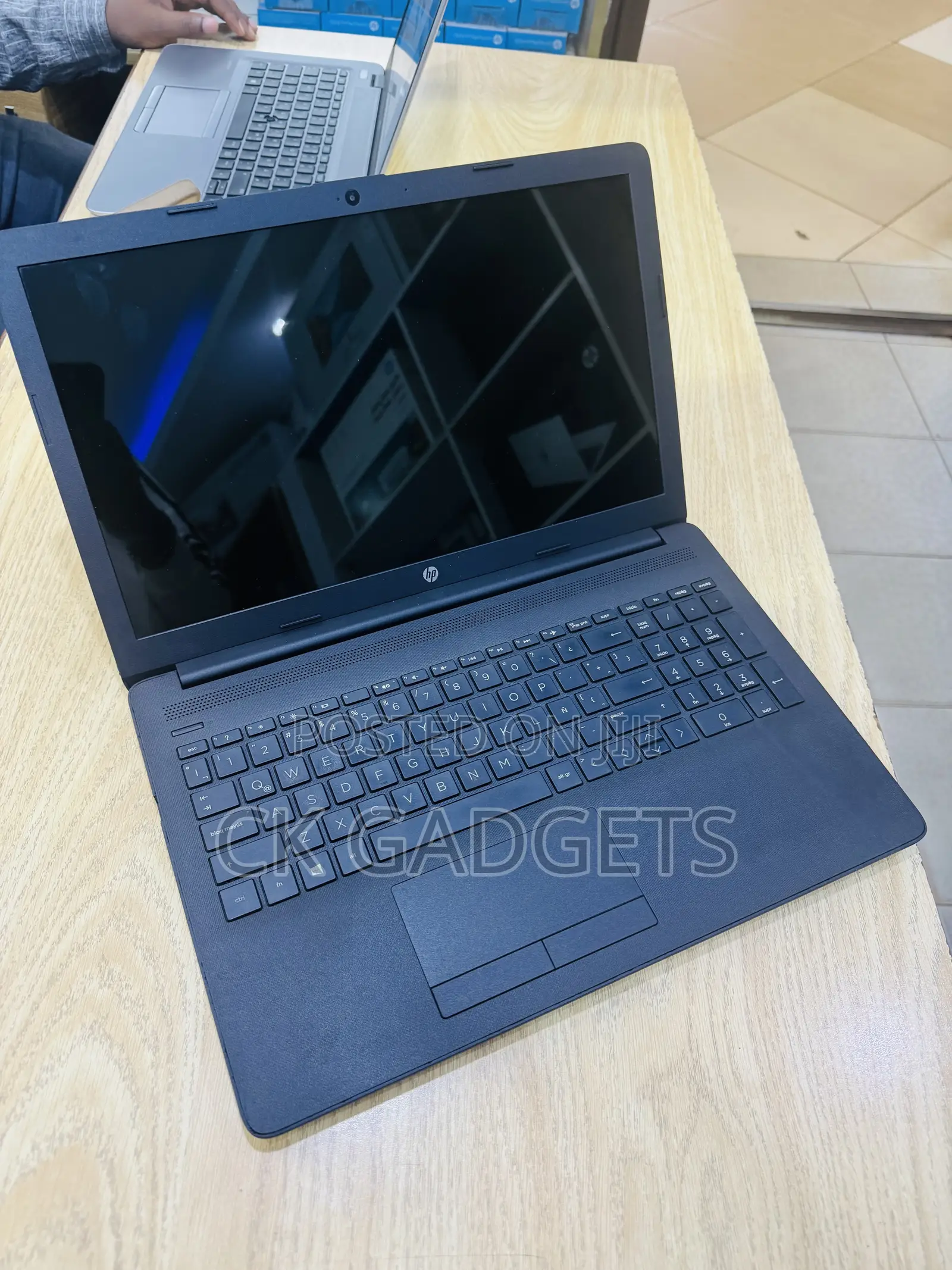 Laptop HP 15-da3007nia 8GB Intel Core i5 SSD 256GB