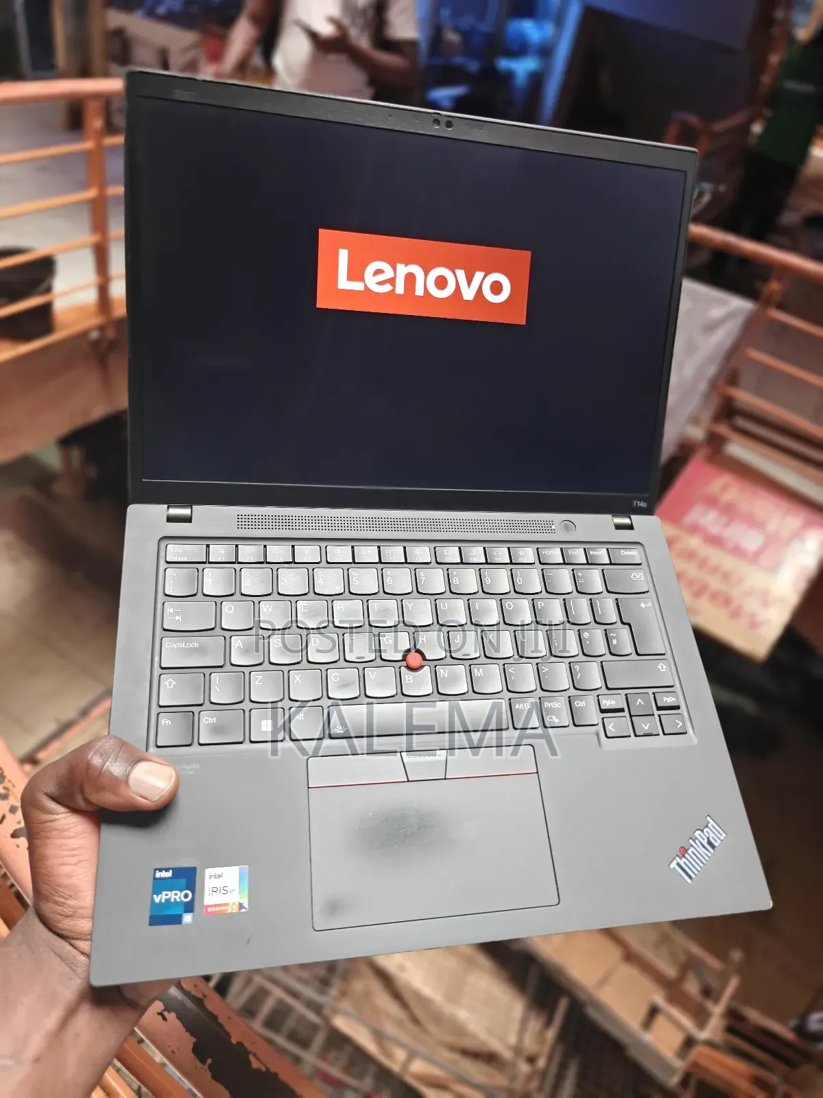 Laptop Lenovo ThinkPad T14s G4 16GB Intel Core i7 SSD 256GB