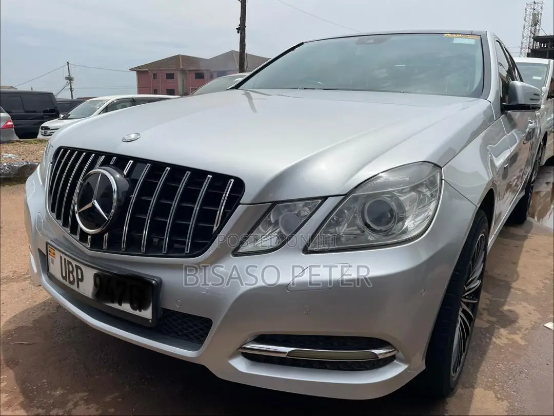 Mercedes-Benz E300 2011 Silver