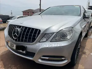 Mercedes-Benz E300 2011 Silver