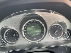 Mercedes-Benz E300 2011 Silver