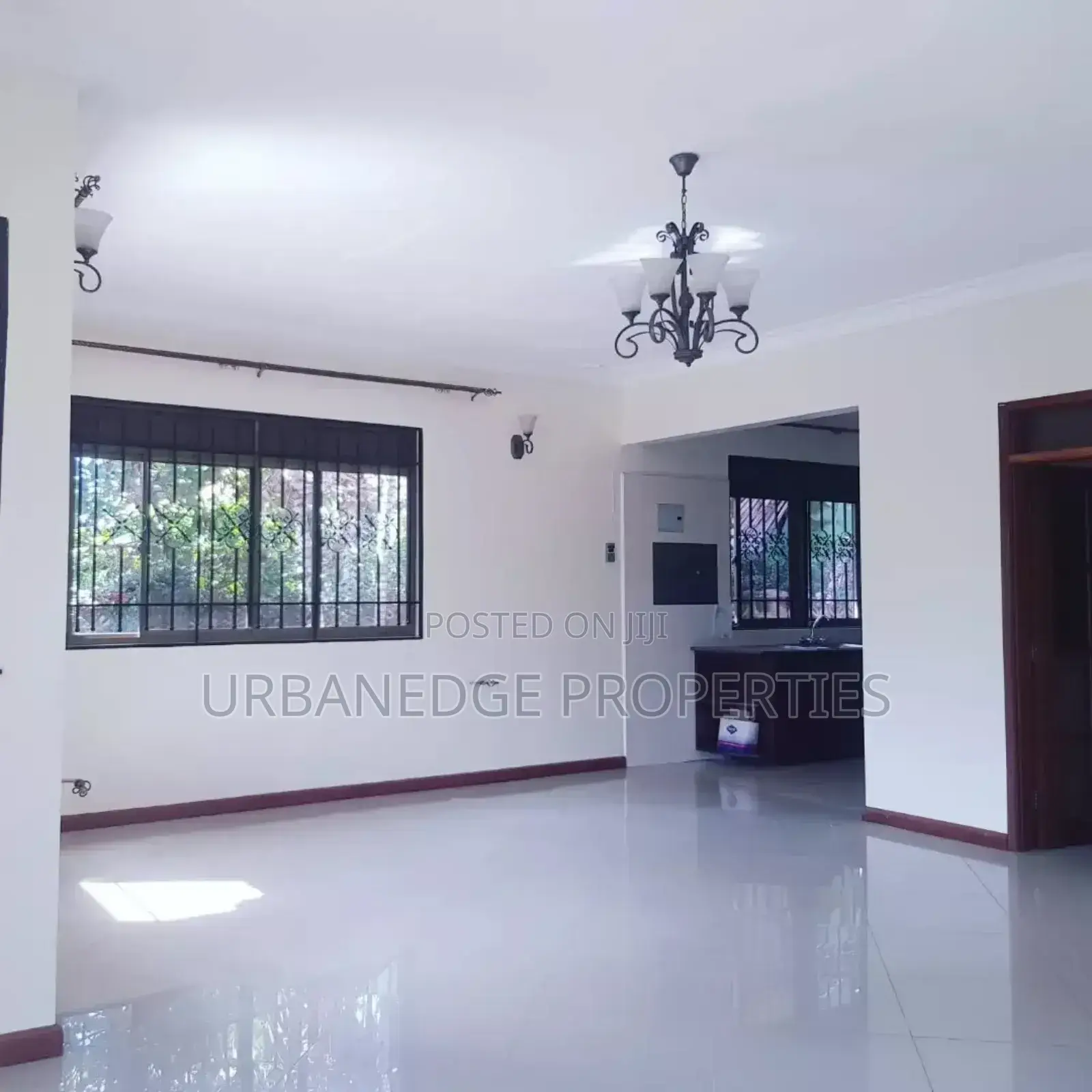 4bdrm Bungalow in Kitende, Central Division for rent