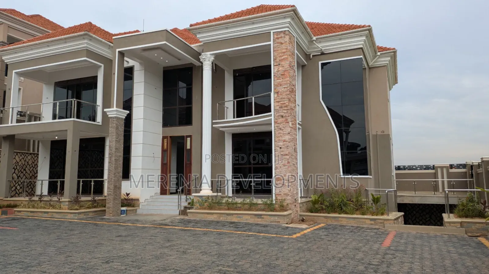 5bdrm House in Kira for rent