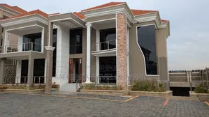 5bdrm House in Kira for rent