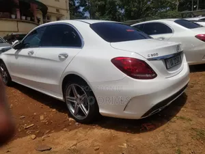 Mercedes-Benz C200 2015 White