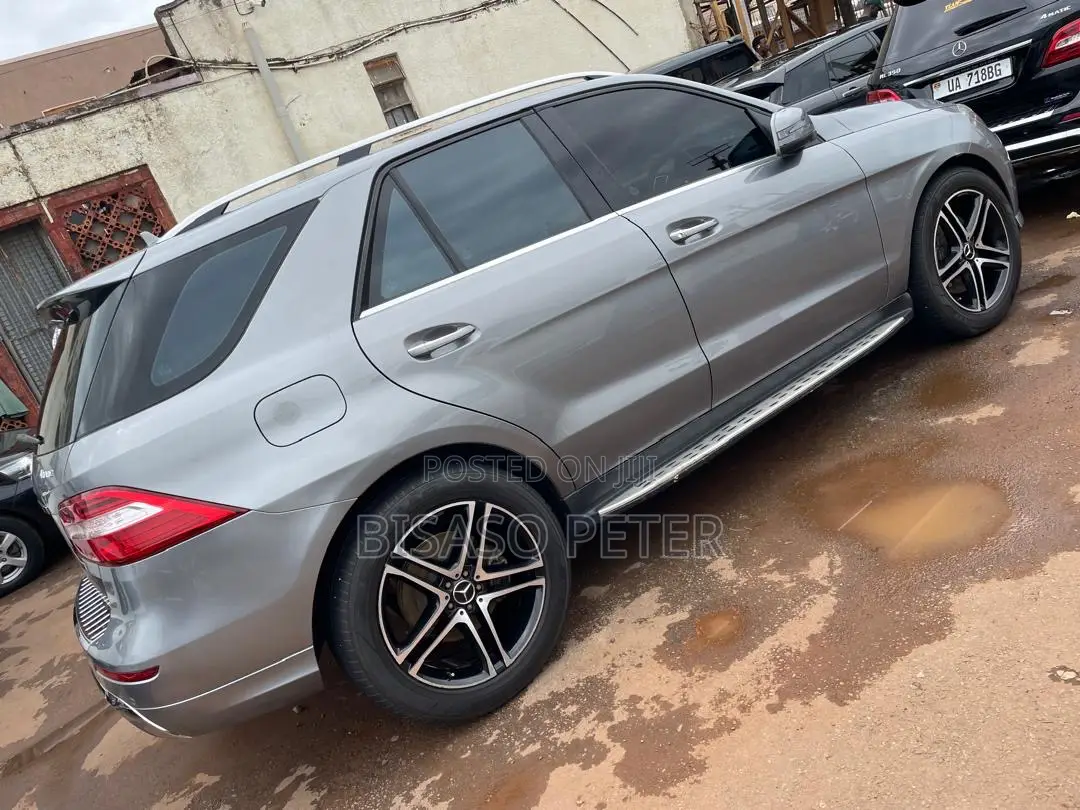 Mercedes-Benz M Class 2013 Gray