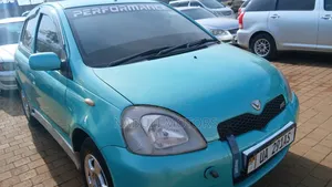 Toyota Vitz 2002