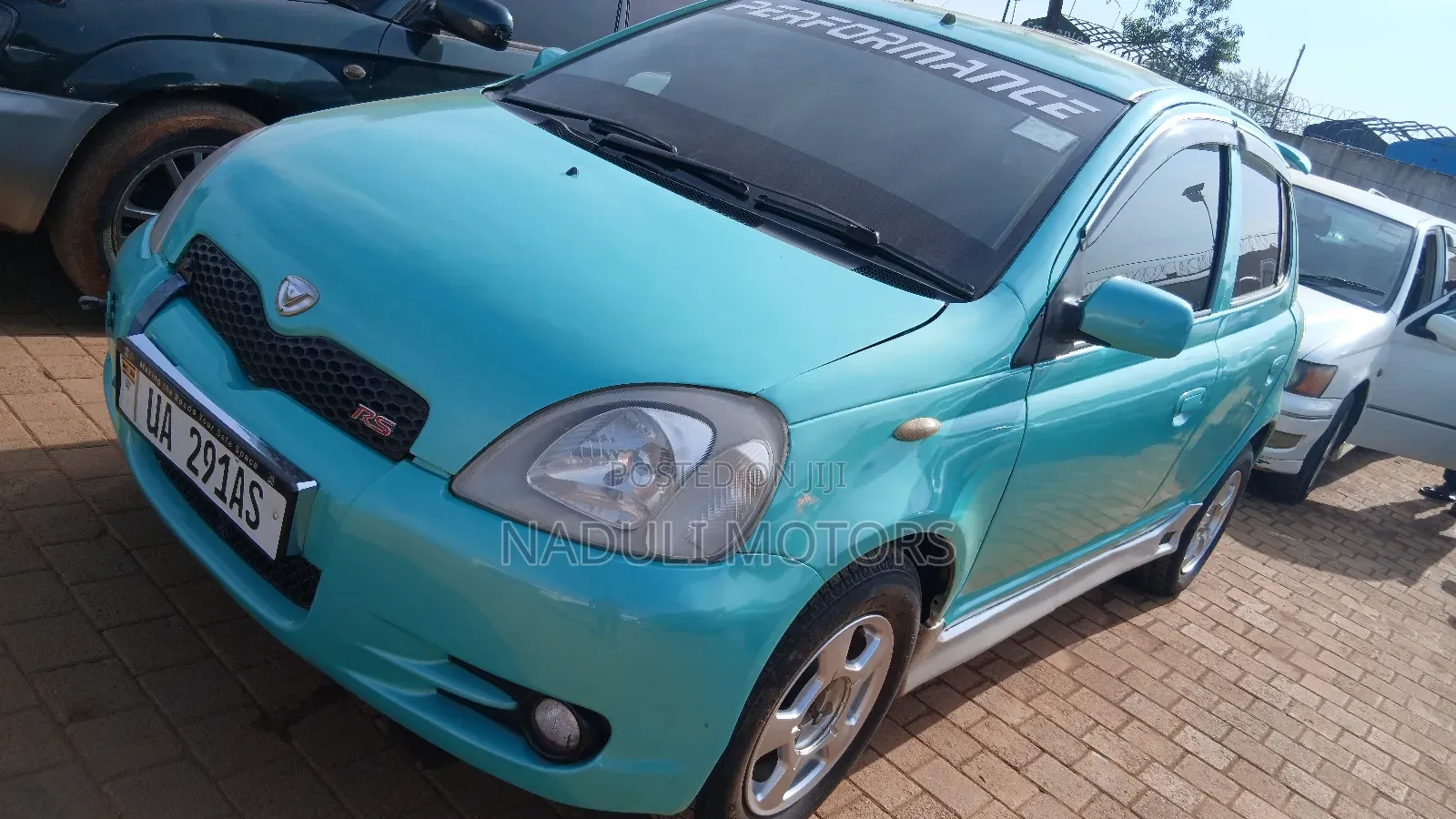 Toyota Vitz 2002
