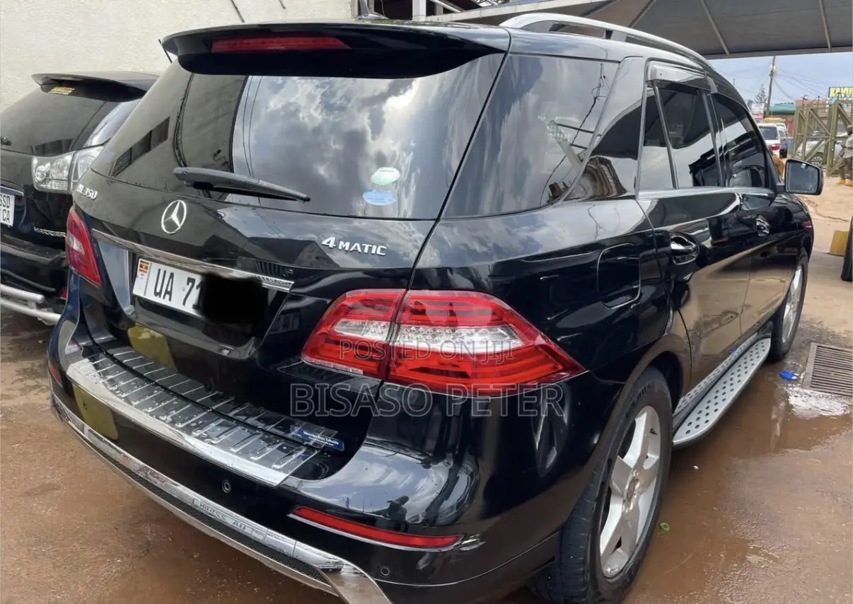 Mercedes-Benz M Class ML350 4dr SUV (3.5L 6cyl 7A) 2014 Black