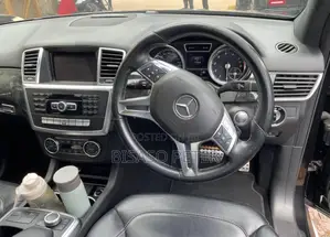 Mercedes-Benz M Class ML350 4dr SUV (3.5L 6cyl 7A) 2014 Black
