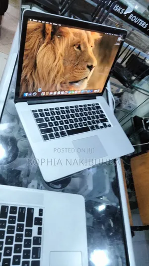 Laptop Apple MacBook Pro 2015 16GB Intel Core i7 SSD 128GB