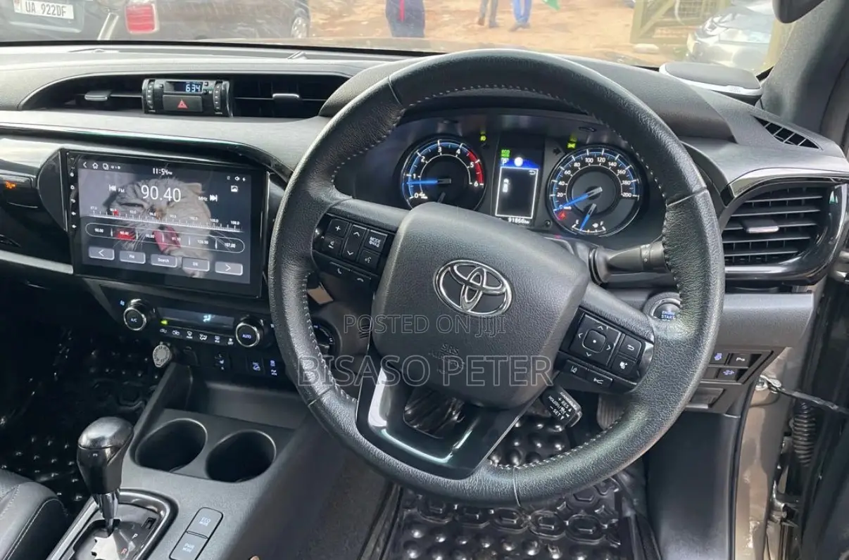 Toyota Hilux 2.8 Diesel 2020 Brown