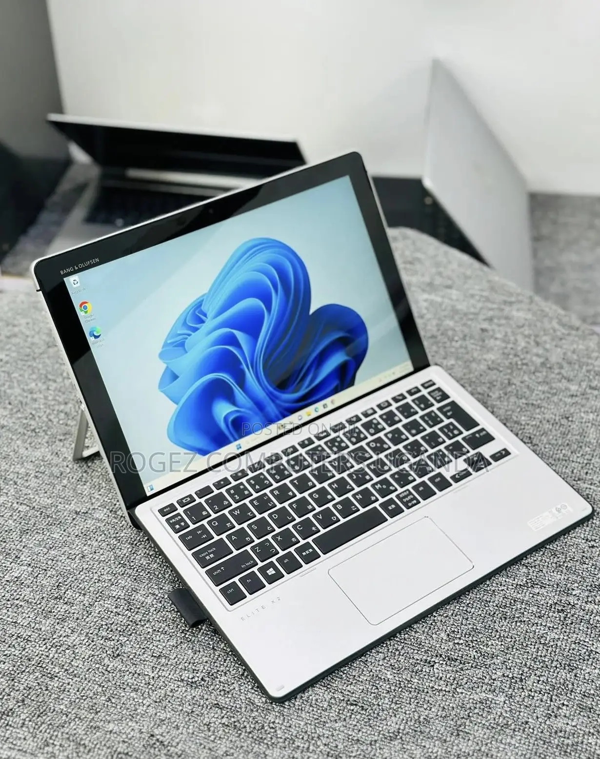 New Laptop HP Elite X2 1012 G2 8GB Intel Core i5 SSD 256GB
