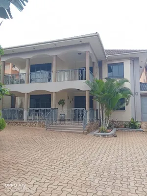 5bdrm House in Ntinda, Central Division for sale