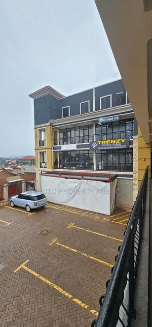 Commercial Building for Sale
