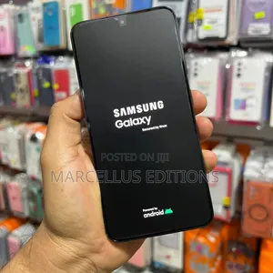 Samsung Galaxy S22+ 5G 128 GB Black