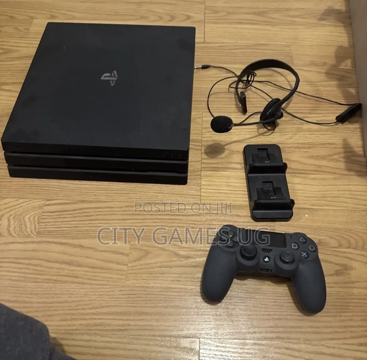 Sony Playstation 4 Pro 1tb Console - Black