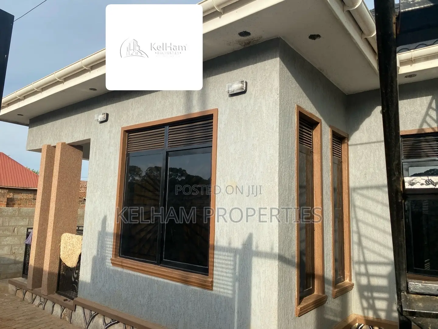 3bdrm House in Busabala Kaazi, Central Division for sale