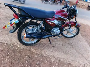 TVS HLX 125 2025 Red
