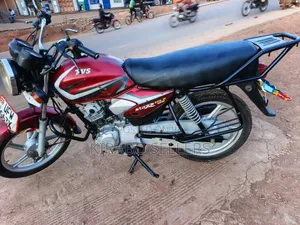 TVS HLX 125 2025 Red