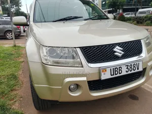 Suzuki Escudo 2006 Gold