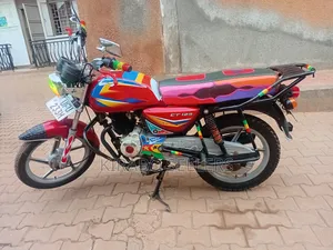 Bajaj CT 125X 2025 Red
