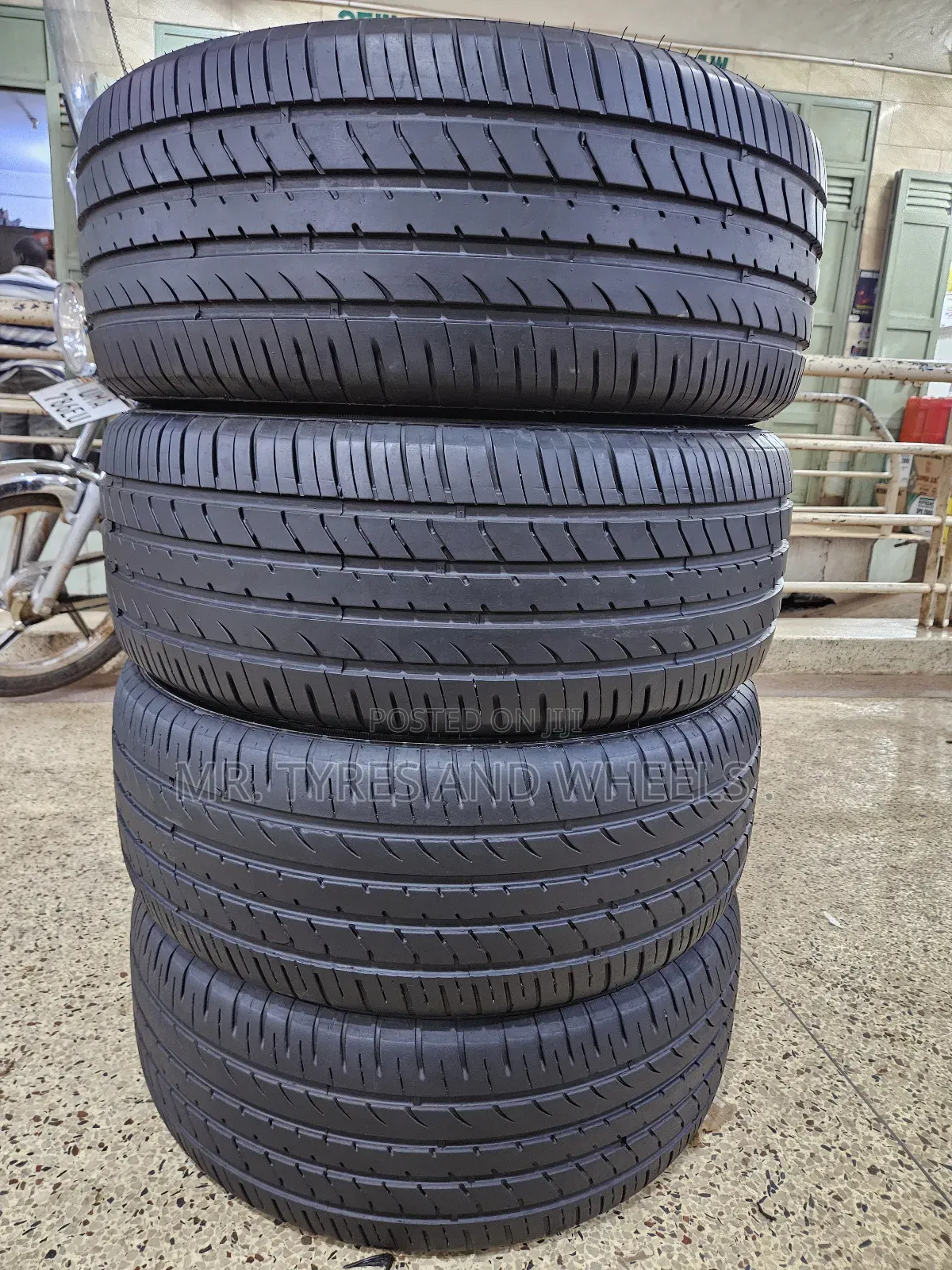 255 50 Zr19 Zeetex  Type Upgrade 4rm The Small Size 2 The Big Size.