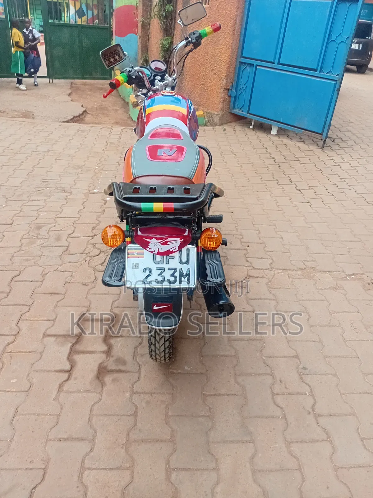 Bajaj CT 125X 2025 Red