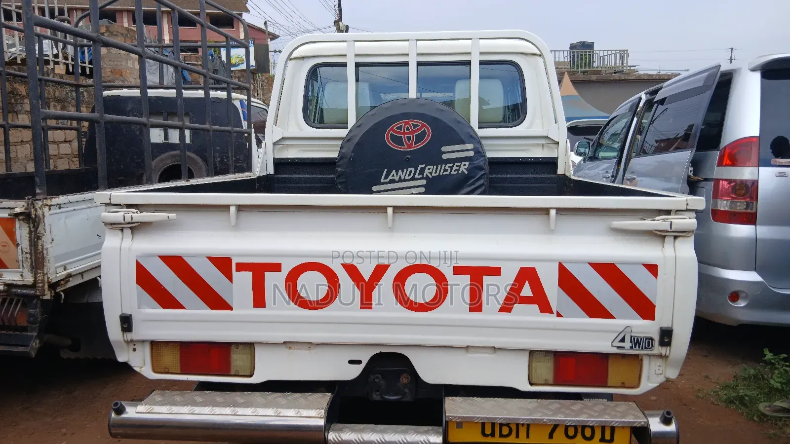 Toyota Land Cruiser 2015 White