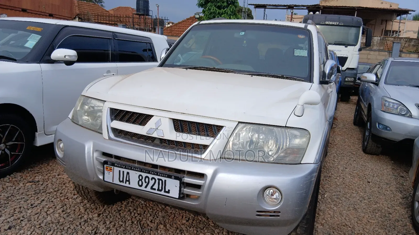 Mitsubishi Pajero 2010 White