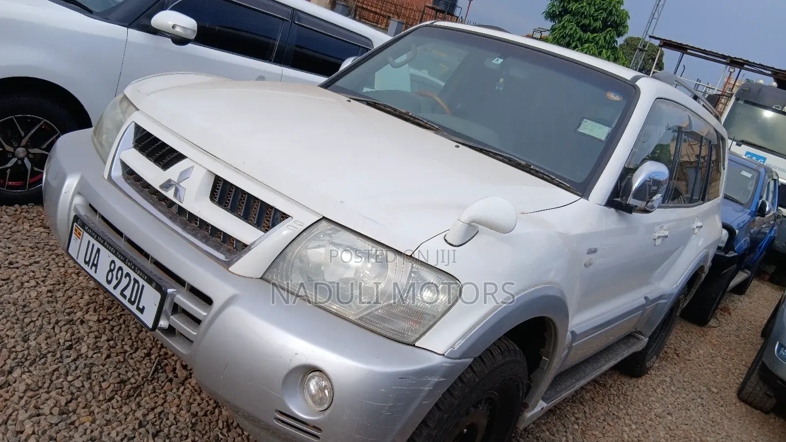 Mitsubishi Pajero 2010 White