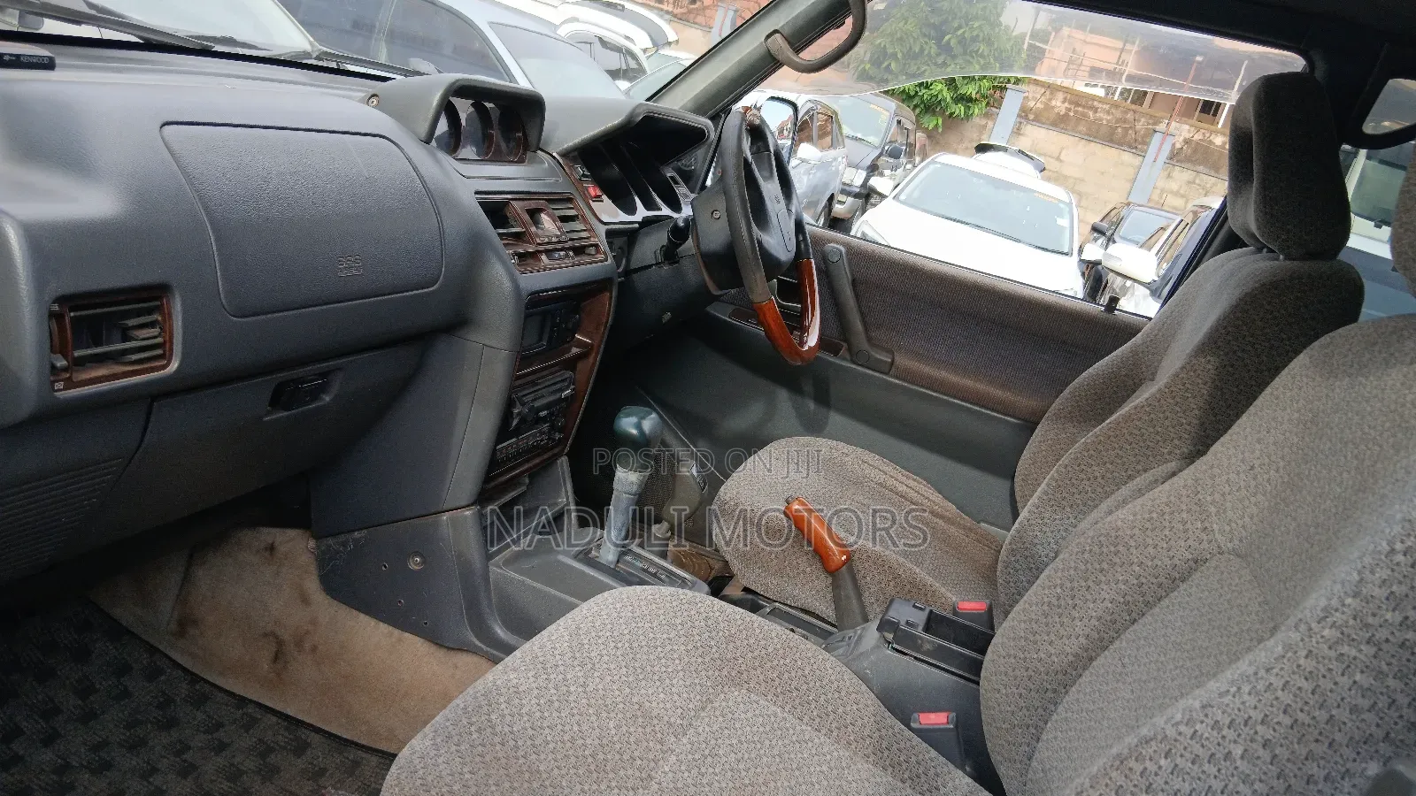 Mitsubishi Pajero 2010 White