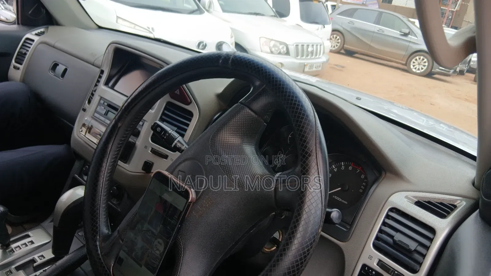 Mitsubishi Pajero 2008 Silver
