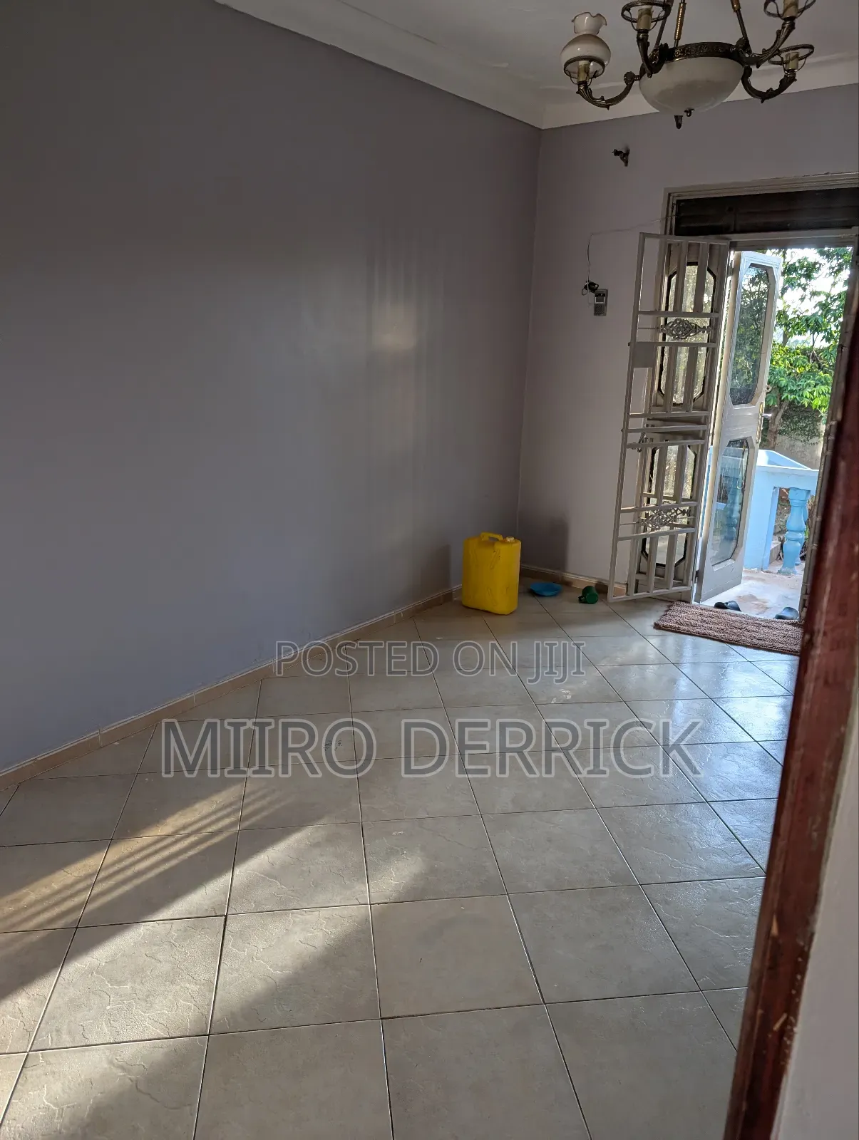 4bdrm House in Seguku Katale, Central Division for sale