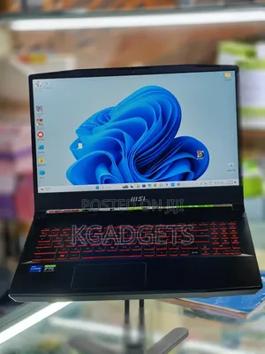 Laptop MSI Katana GF76 16GB AMD Ryzen 5 SSHD (Hybrid) 512GB