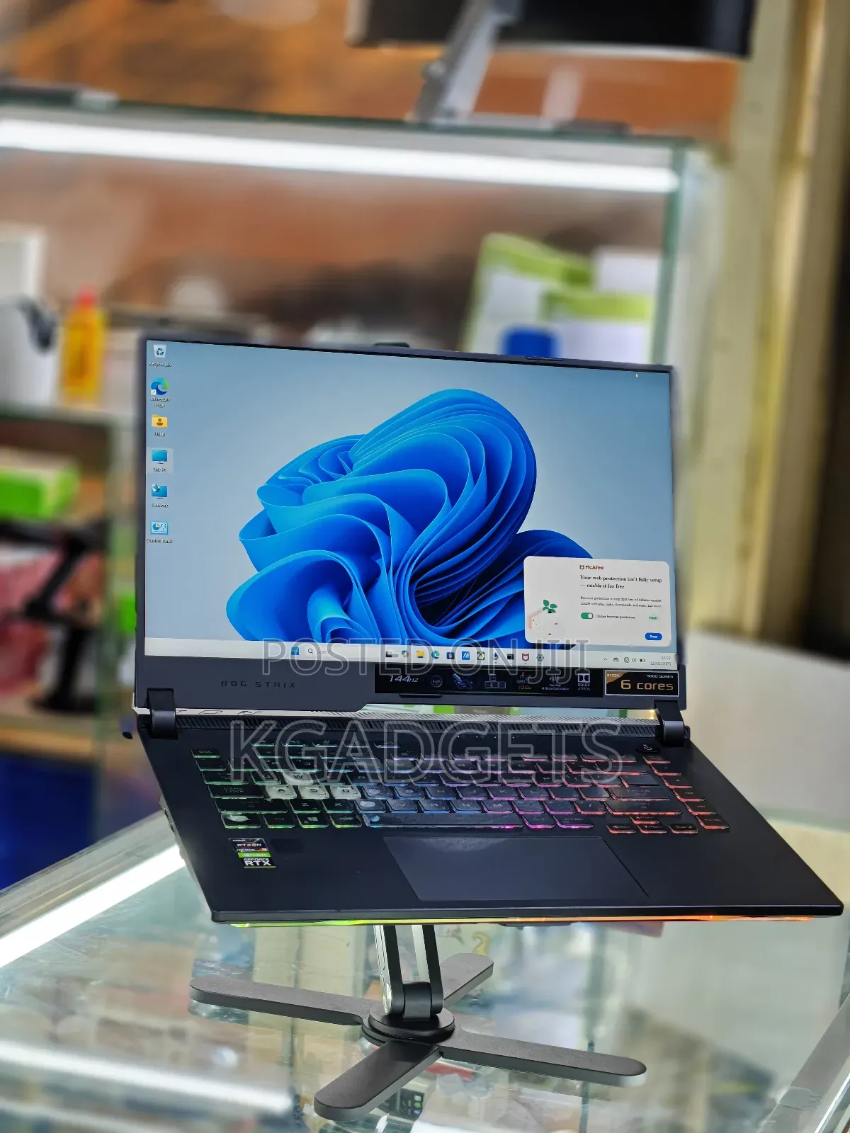 Laptop Asus ROG Strix G15 G512 16GB AMD Ryzen 5 SSD 512GB