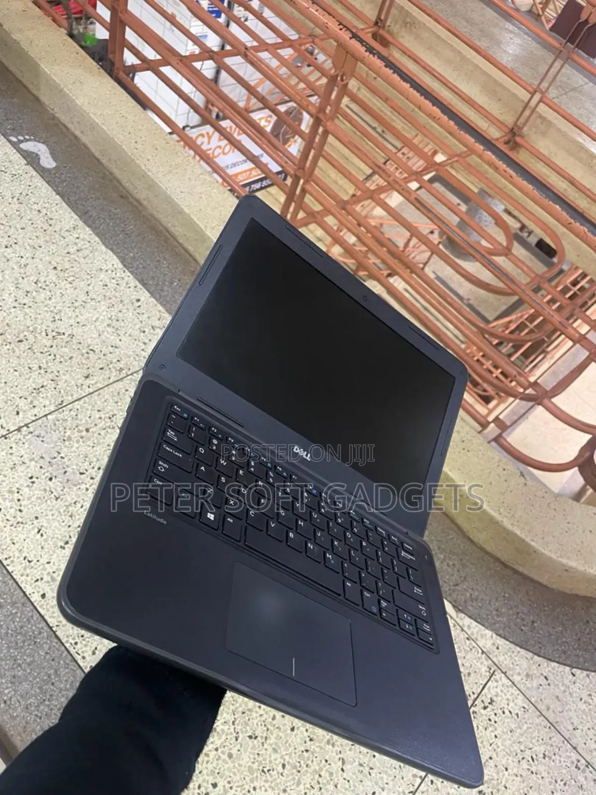 Laptop Dell Latitude 13 3380 4GB Intel Core i3 HDD 500GB