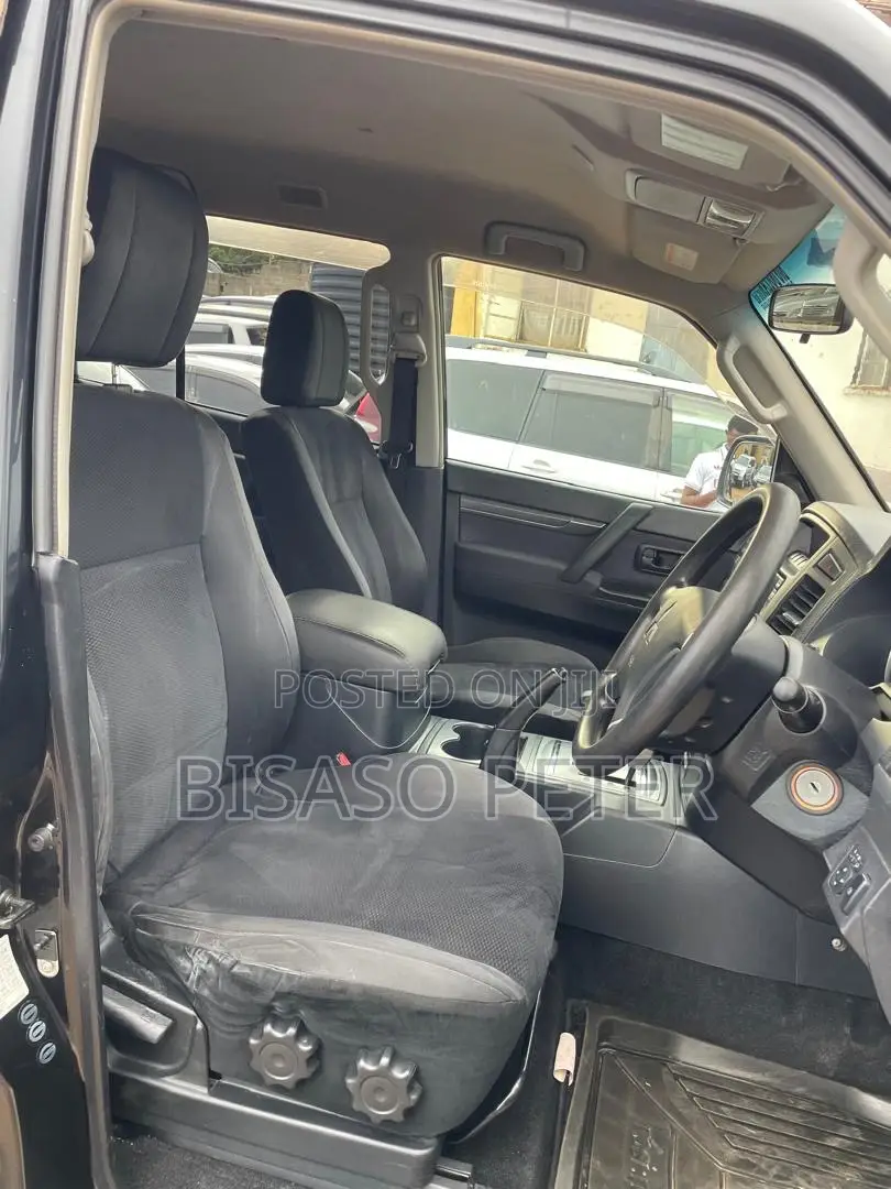 Mitsubishi Pajero 2008 Black