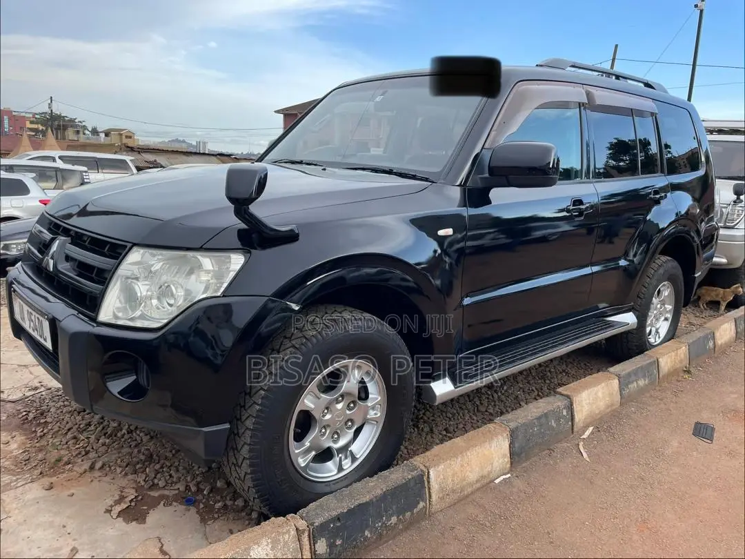 Mitsubishi Pajero 2008 Black
