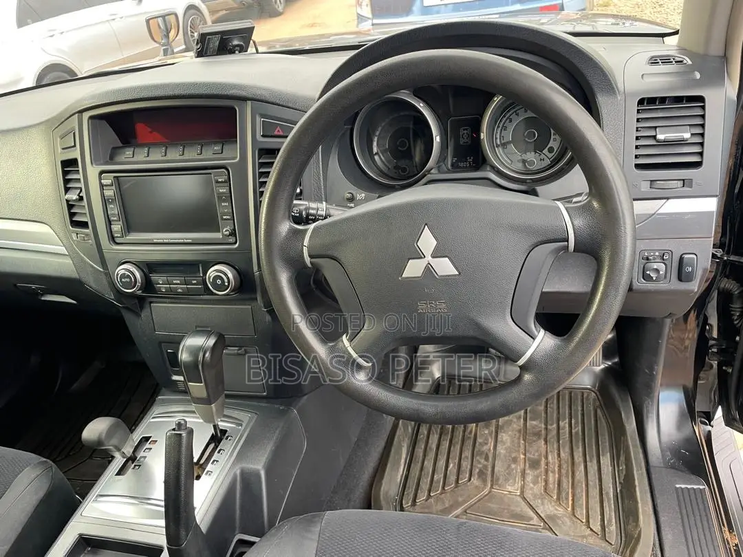Mitsubishi Pajero 2008 Black